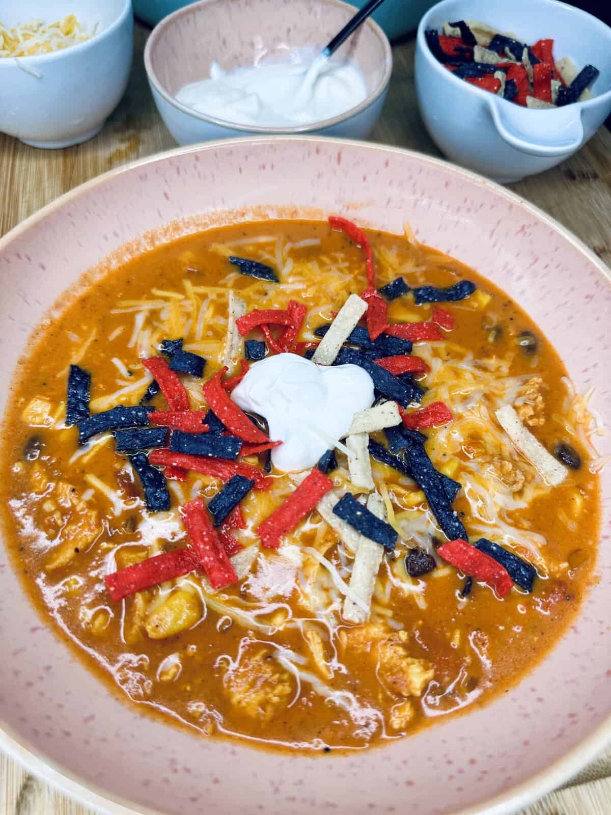 Creamy Chicken Tortilla Soup 🐔