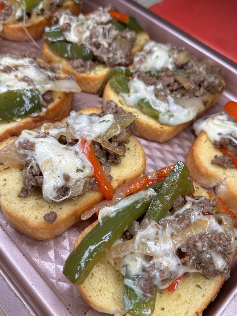 Easy Philly Cheesesteak Sliders 🫑