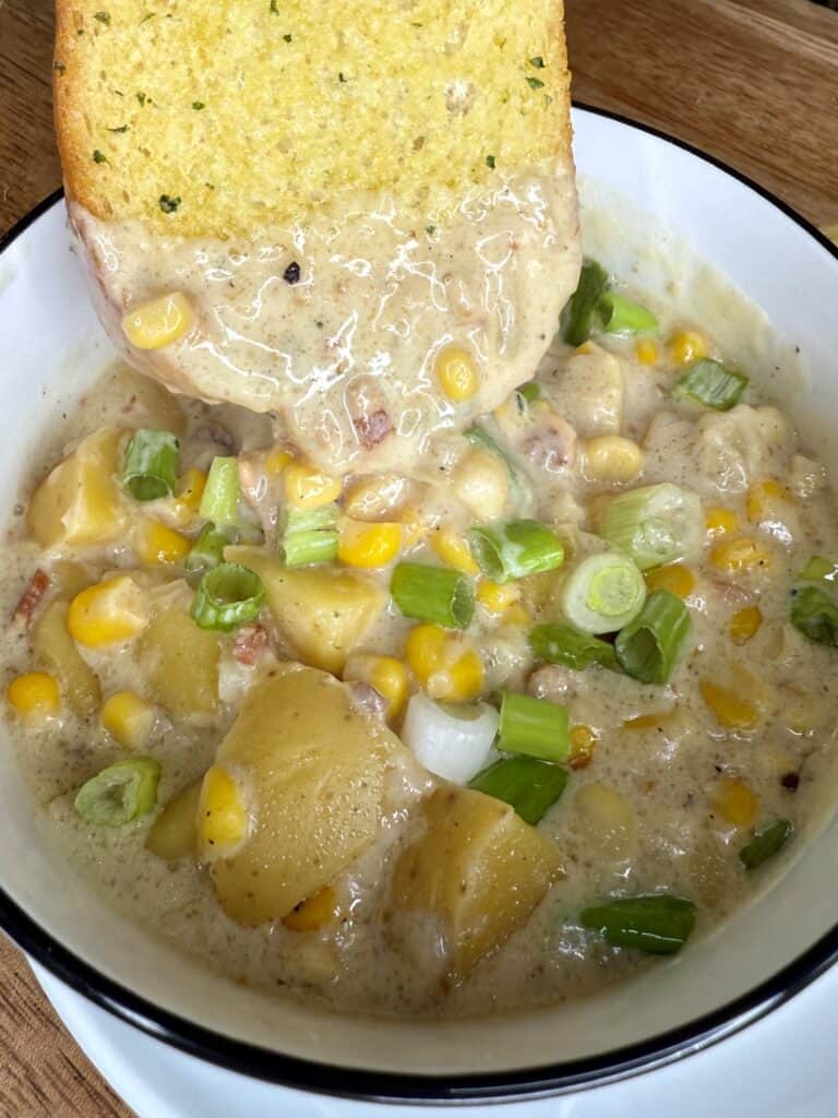 Creamy Crockpot Corn Chowder