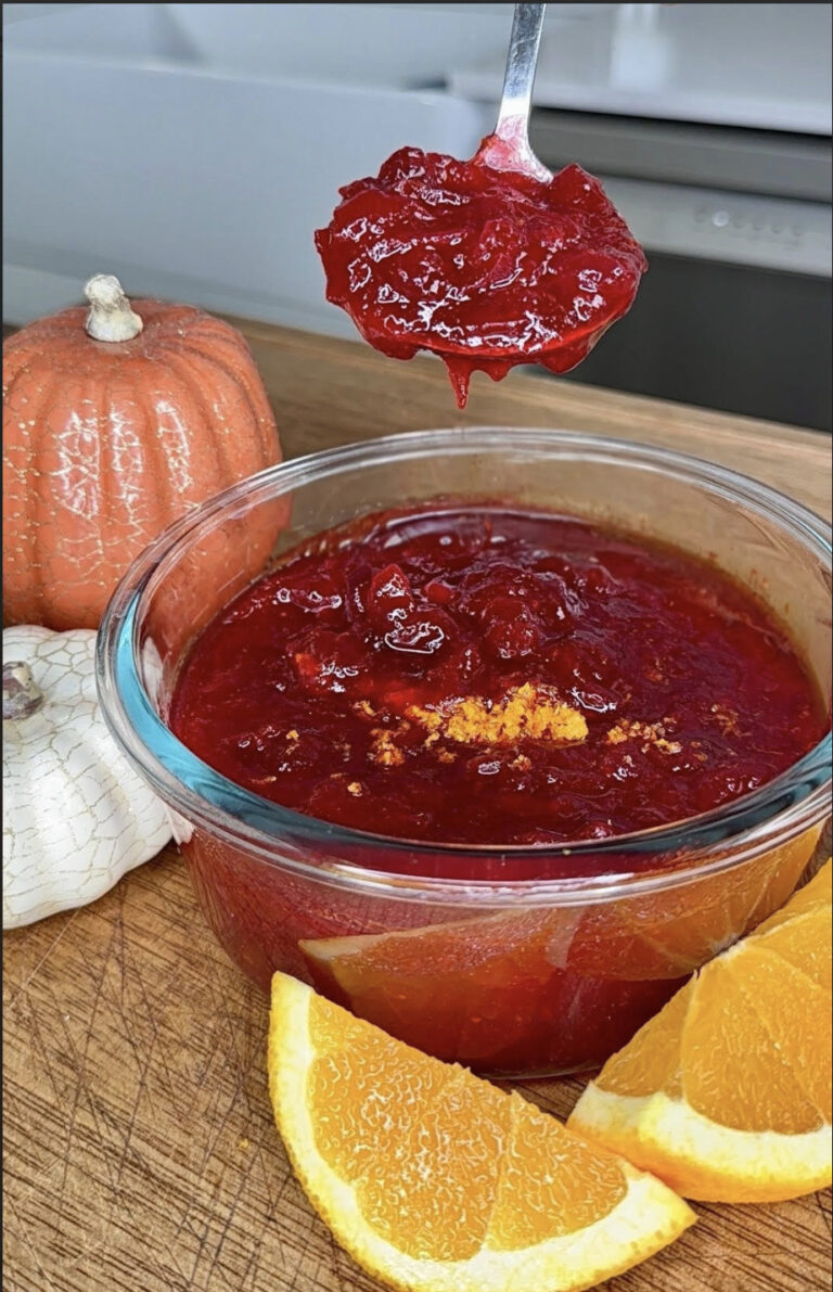 Easy Fresh Cranberry Sauce (Feezer-Friendly & Make Ahead!)